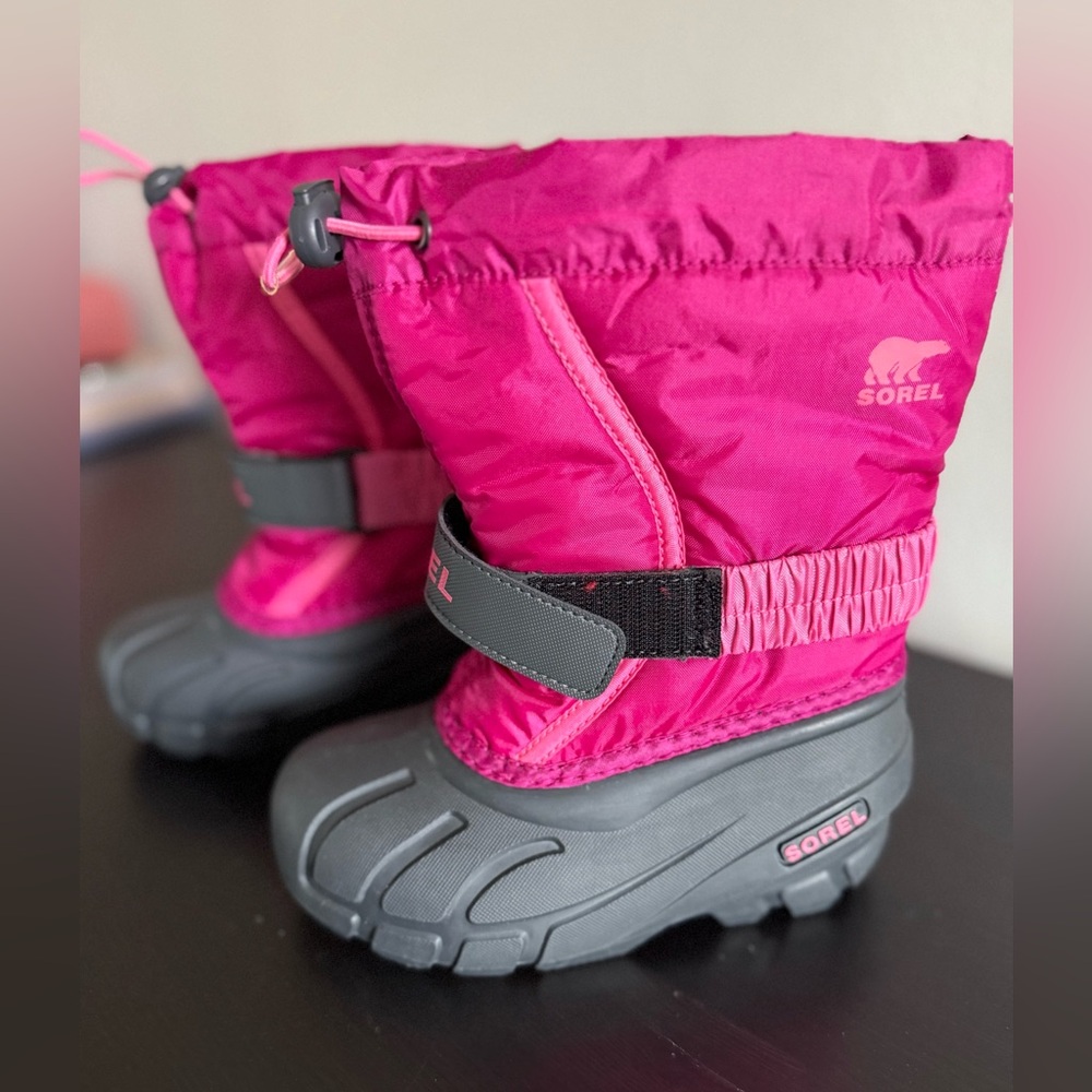Sorel Kids Pink & Black Snow Boots – Size 11 (Brand New) - Picture 3 of 5